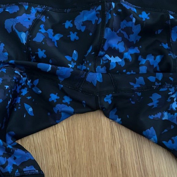 Lululemon Inspire Tight II - Picture 8 of 11